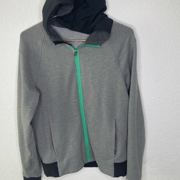 Lululemon jacket hoodie full zip men’s sz small gray with reflective stripe - Picture 1 of 8